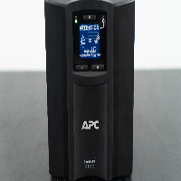 APC Smart-UPS C1500 image 2